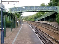 Police trace young people who throw rocks on railway line