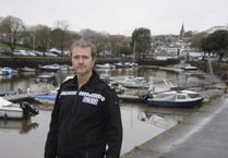 Police poll triggers online debate
