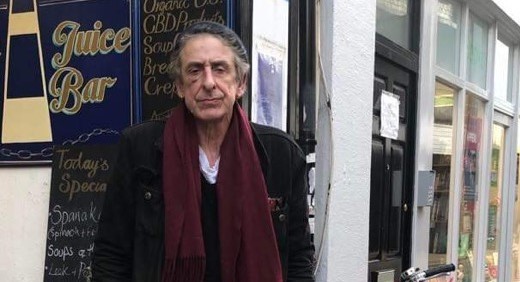 Thugs in vicious attack on town mayor