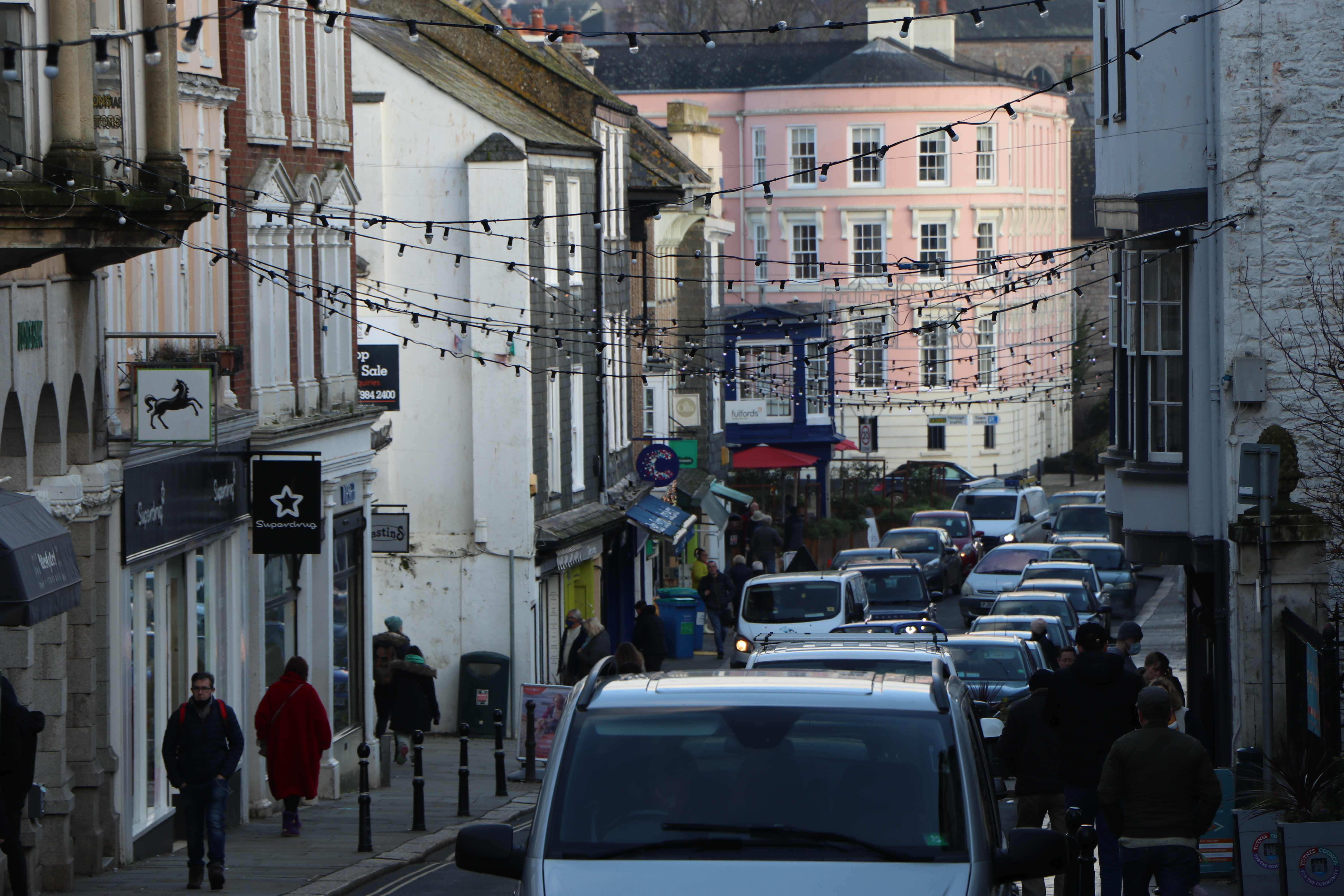 Totnes business community helping town to thrive