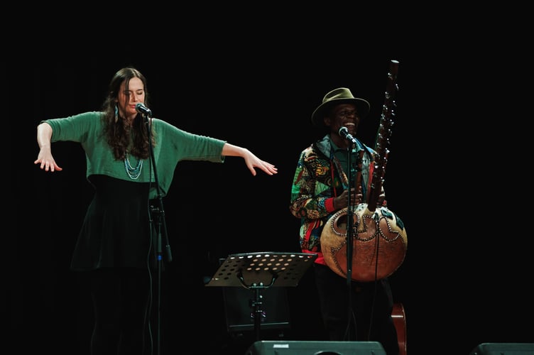 Léa Lazelle with Mamadou Oury Diallo