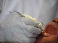 Government to offer dentists £20,000 to relocate their practice 