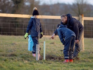 Author backs project bringing city children into nature and farming
