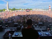 Summer Sounds from iconic artists in the south Devon sunshine 