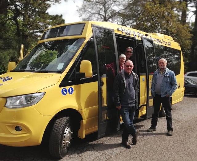 Bob the Bus receives King's Award for Voluntary Service