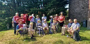 Fundraisers walk to raise help vulnerable communities