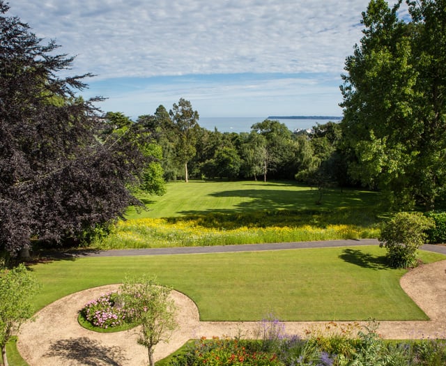 Lib Dems warn hospices at breaking point amid funding cuts