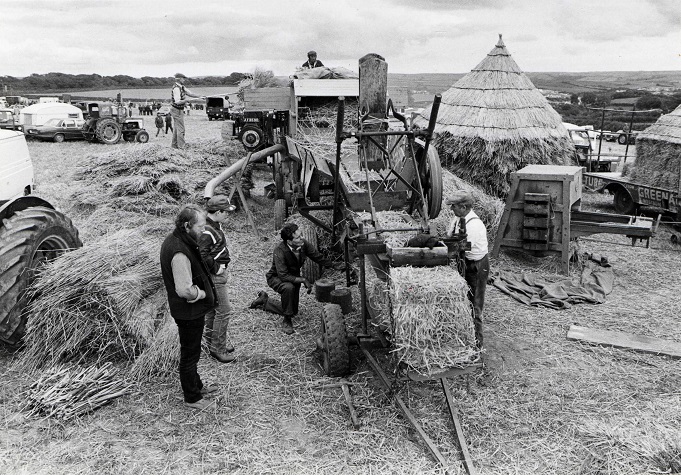 1971  Vintage machinery rally,  threshing machine