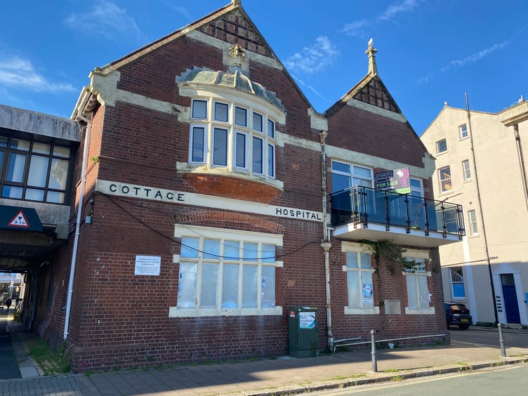 The boarded up former hospital has failed to sell yet again, raising doubts as to whether anyone will buy the site