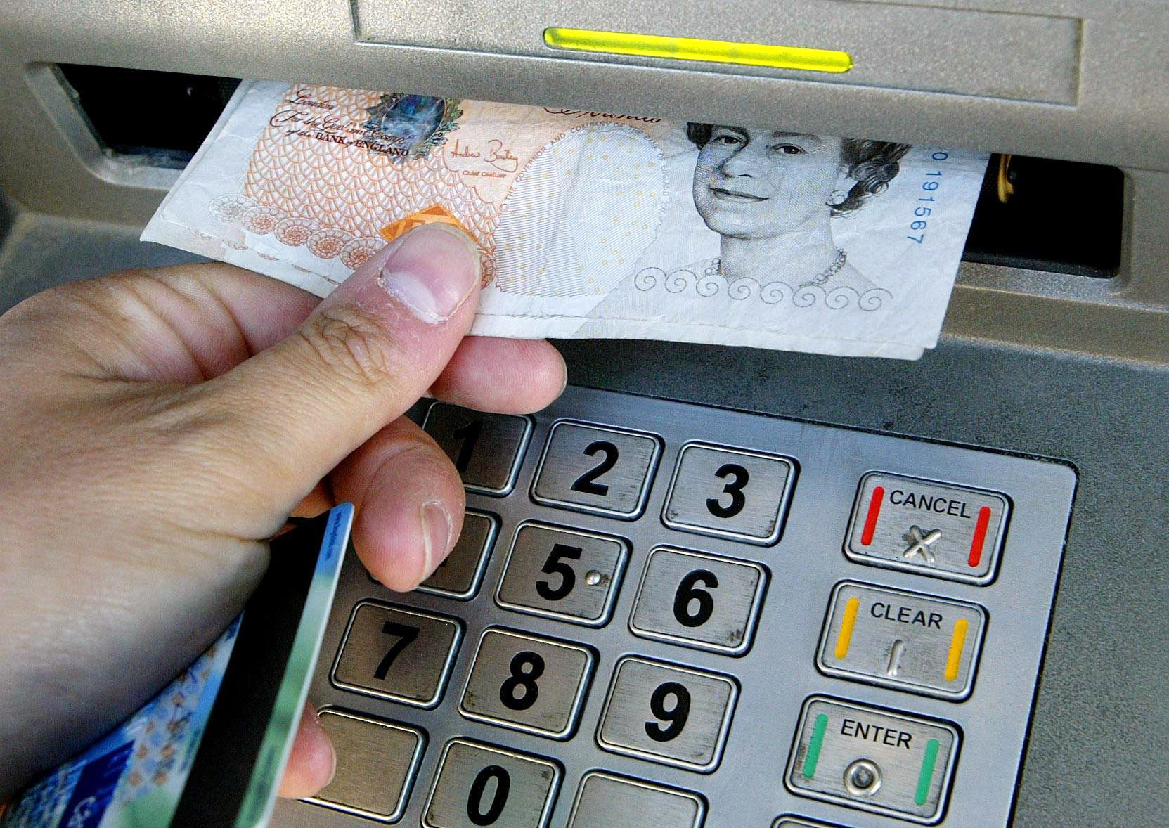 Fewer ATMs in South Hams since 2021
