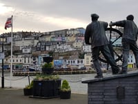 Plea for help for ‘abandoned’ fishing industry