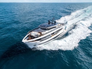 Hundreds of jobs to go at luxury yacht firm