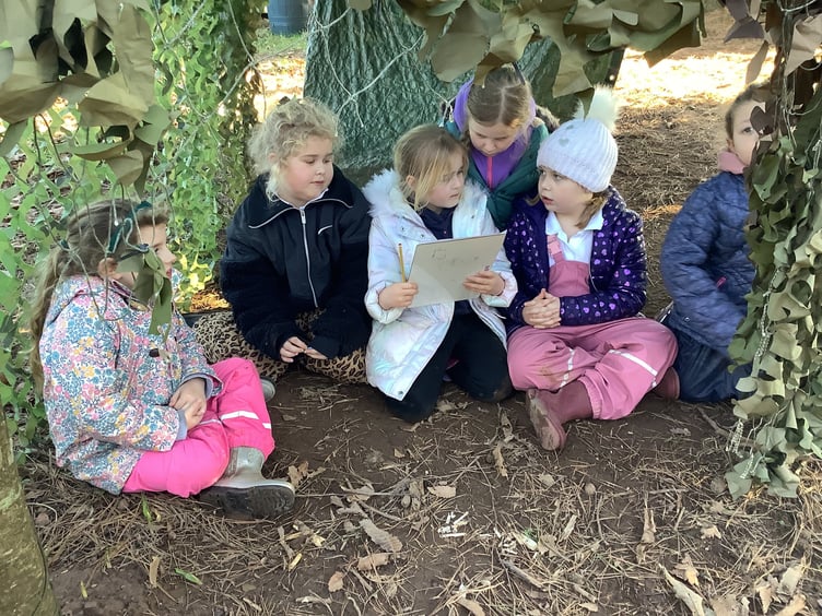 Stoke Fleming Primary pupils take part in bird watch