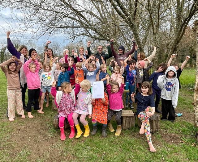 Park school Dartington praised