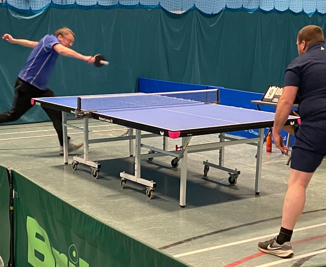 Ravens go top with win over Aces