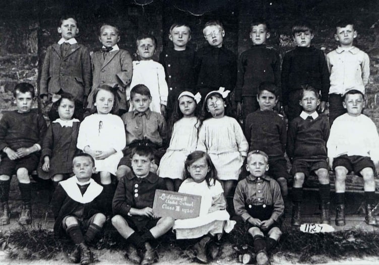 Loddiswell United School 1920, class III