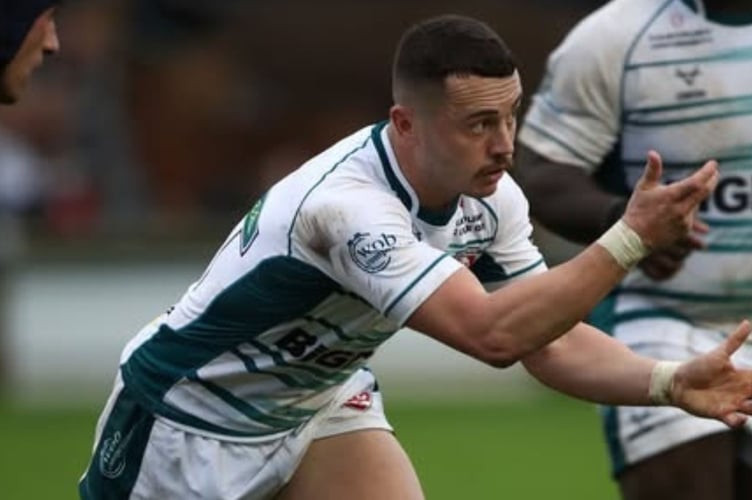 Exeter Chiefs have added Charlie Chapman as a new signing for next season from rivals Gloucester Rugby