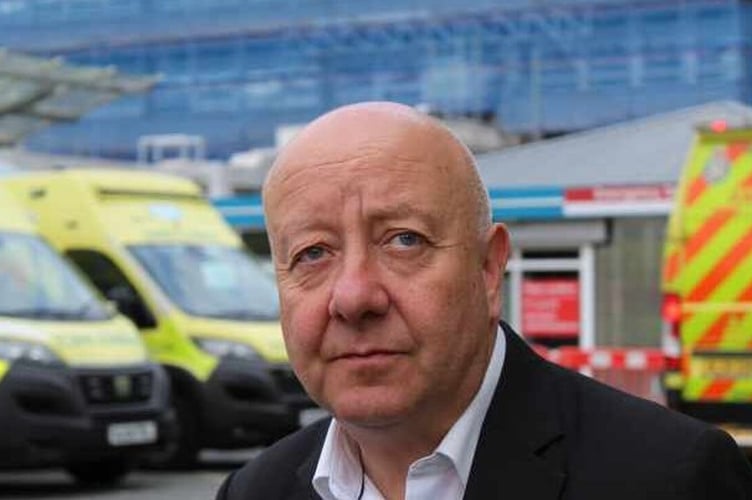 Steve Darling MP outside Torbay A&E - LDRS