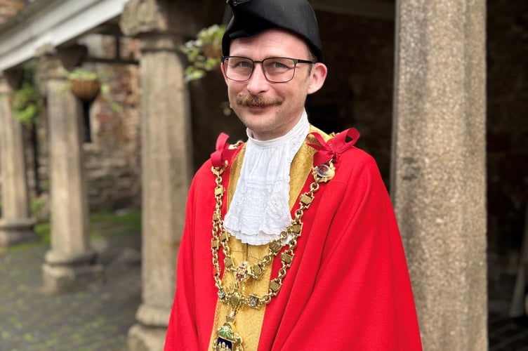 Tim Bennett New Mayor