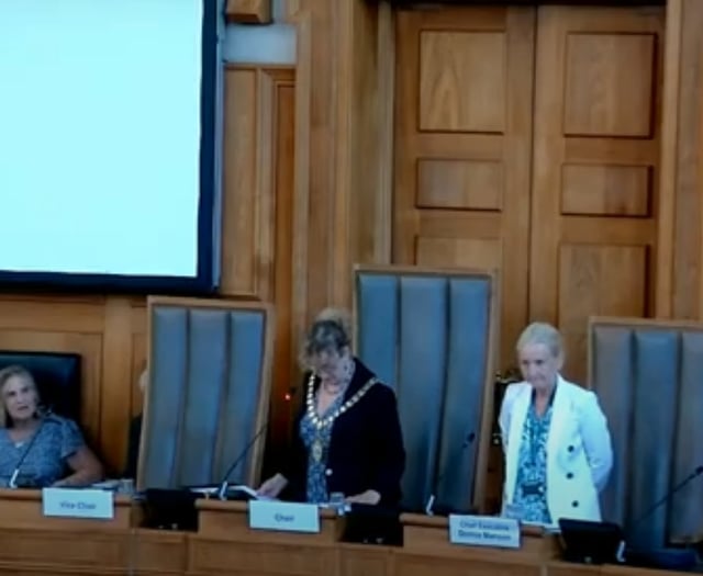 Devon council cabinet criticised