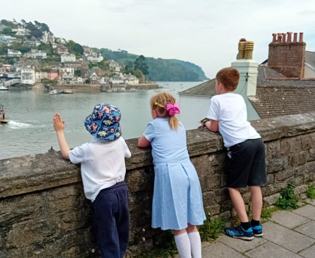 Dartmouth family walk 100 miles for Young Lives vs Cancer