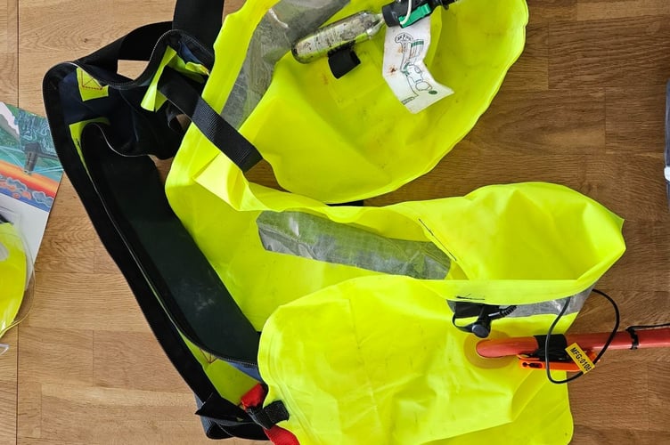 Lifejacket worn by a casualty