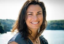 Broadcaster Anna Turns supports South Hams libraries