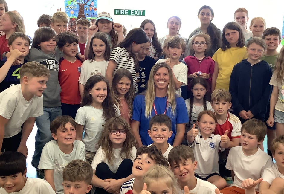 Meg Niblett returns to former primary school
