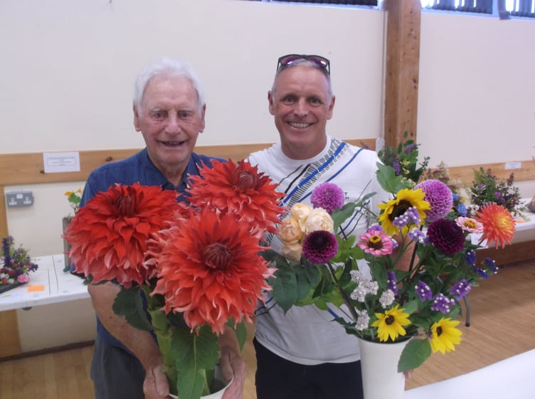 Mike and Nick Bowles Ph: Bob Gould