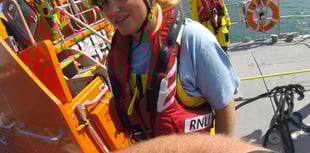 Salcombe RNLI assists yacht in distress near Salcombe Bar