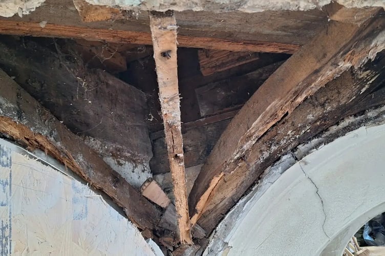 Kingsbridge Clock Tower rot