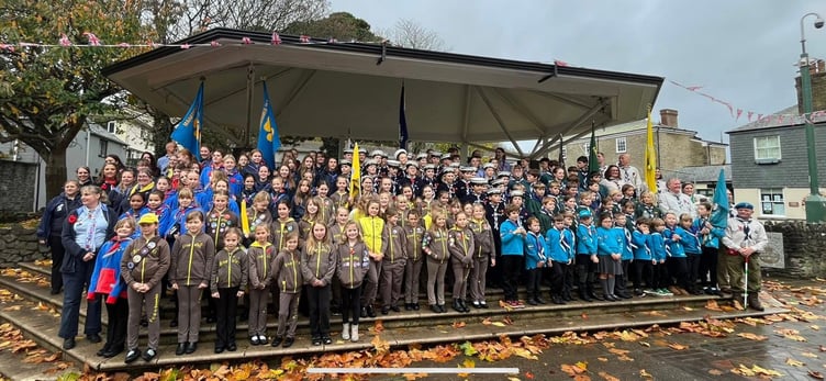 Guiding and Scouting groups at Kingsbridge Remembrance Sunday Service.