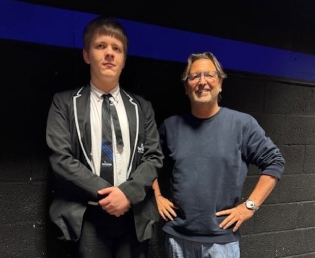 Mitch Tonks inspires Dartmouth pupils with career insight