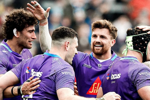 Feyi-Waboso fires Exeter into quarter-finals in style